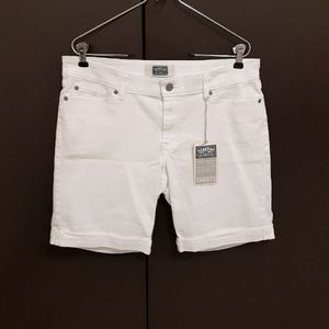 Levi Strauss Mid-rise Shorts, 8, White